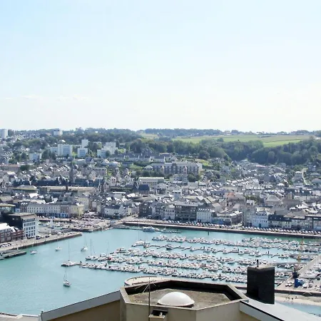 בית נופש Entre Et Jardin By Interhome